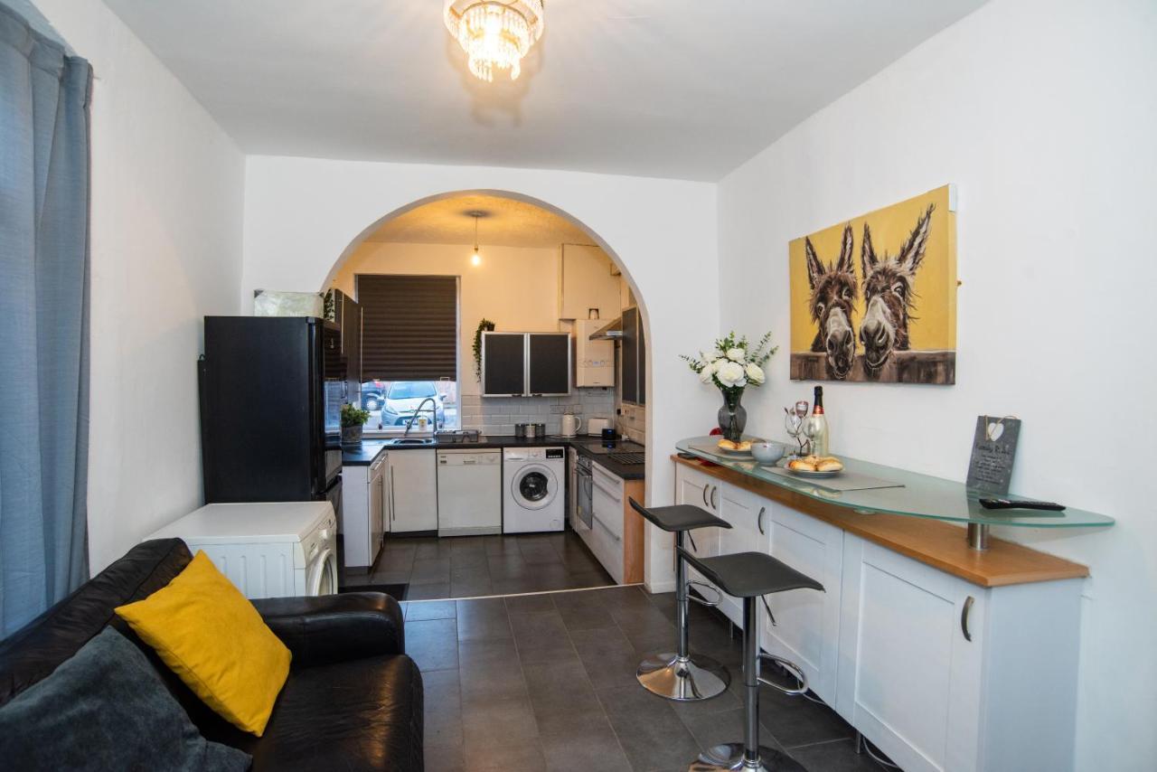 Bentley House With En-Suites Crewe Εξωτερικό φωτογραφία