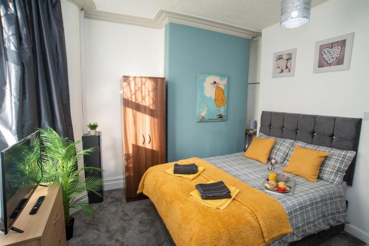 Bentley House With En-Suites Crewe Εξωτερικό φωτογραφία