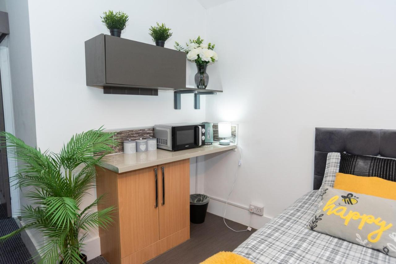 Bentley House With En-Suites Crewe Εξωτερικό φωτογραφία